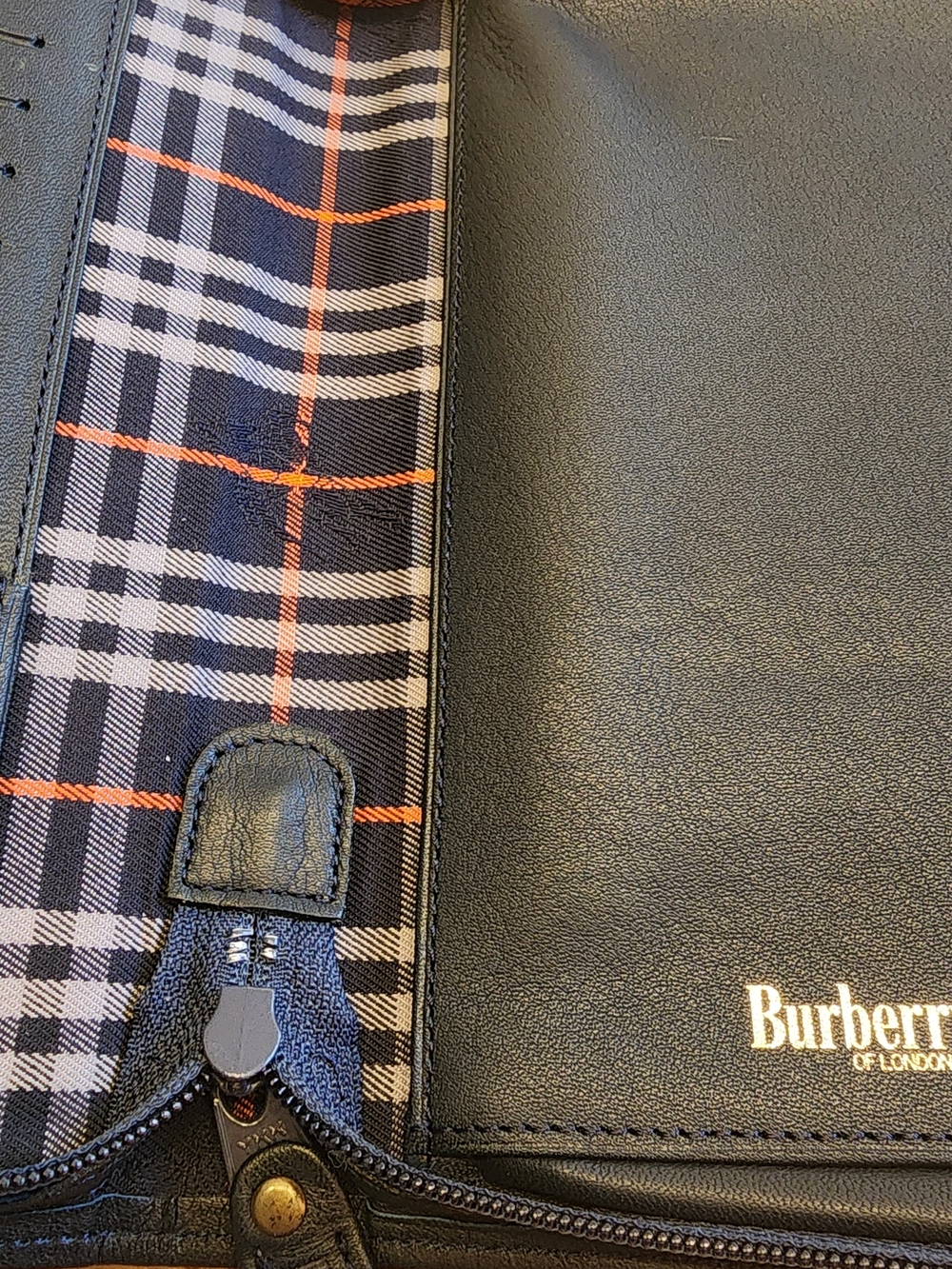 Burberry Black Leather Journal Cover - Picture 10 of 16